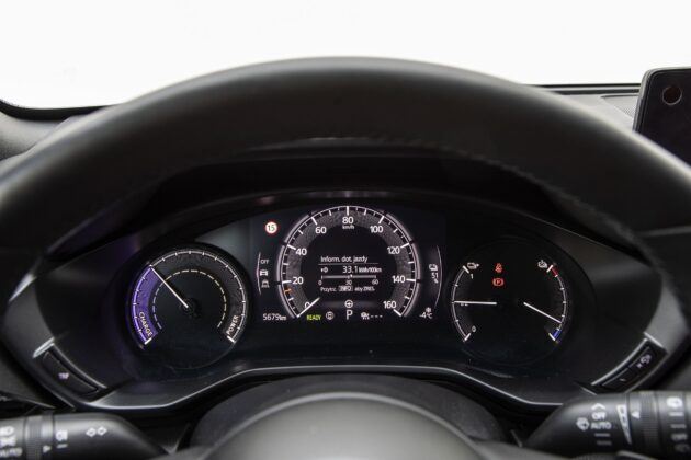 Mazda MX-30 - test (2021) - zegary