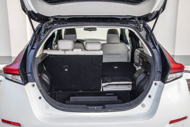 Nissan Leaf 62 kWh - test (2021) - bagażnik