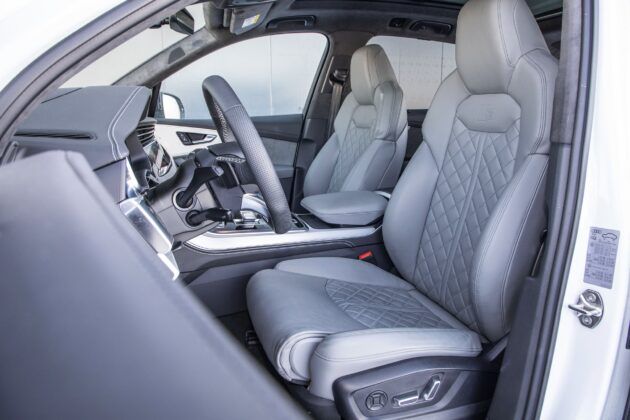 Audi Q7 60 TFSI e quattro (2021) - test - przednie fotele