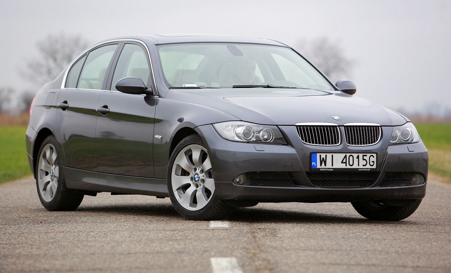 Żarówki BMW seria 3 (E90) jakie potrzebne do wymiany?