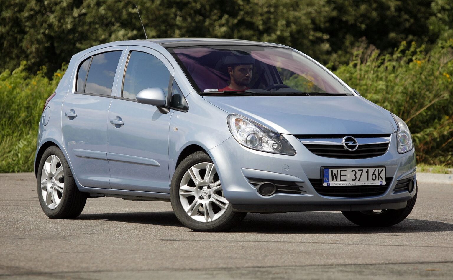 Żarówki Opel Corsa (D) jakie potrzebne do wymiany?