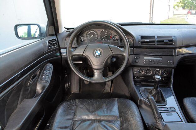 BMW serii 5 E39 deska rozdzielcza