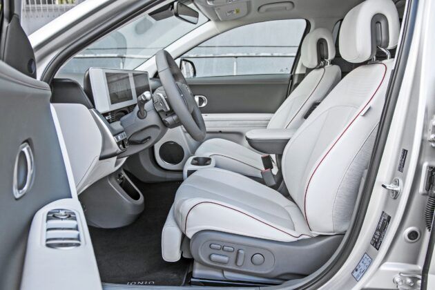 Hyundai Ioniq 5 - fotele przednie