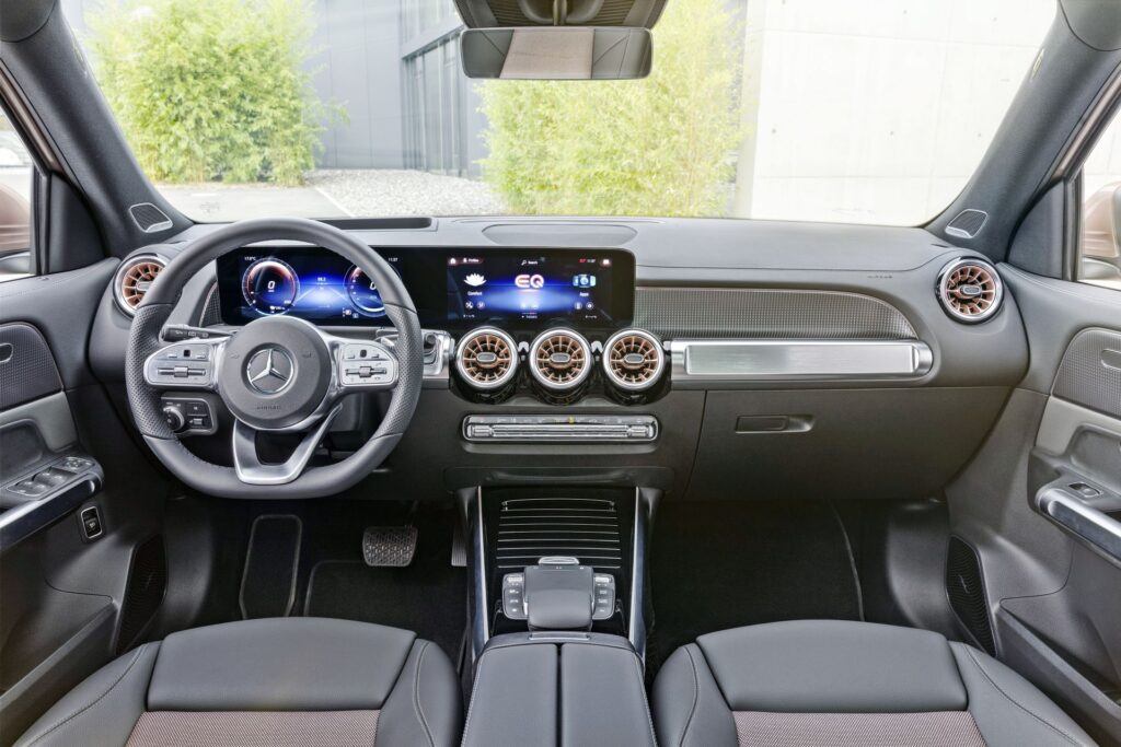Mercedes EQB (2021)