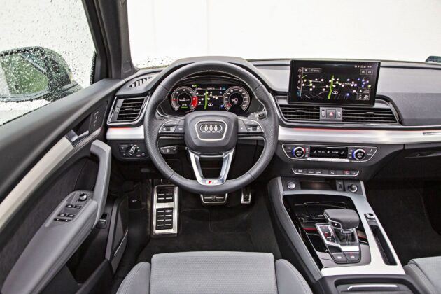Audi Q5 - deska rozdzielcza