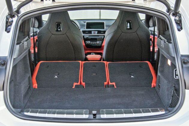 BMW X2 - bagażnik