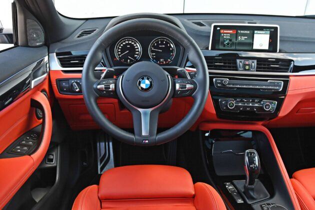 BMW X2 - deska rozdzielcza