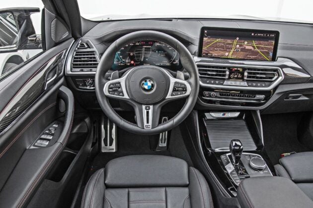 BMW X4 - deska rozdzielcza