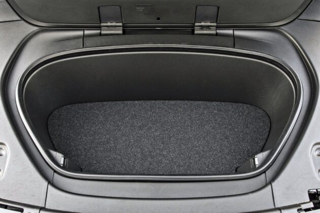 Volvo XC40 Recharge - bagażnik przedni