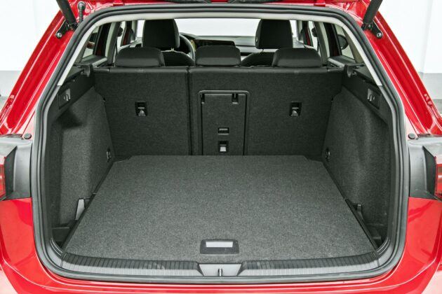 VW Golf VIII Variant - bagażnik