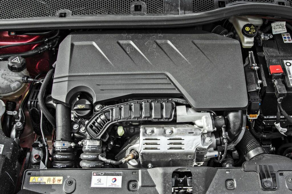 Peugeot 2008 - silnik