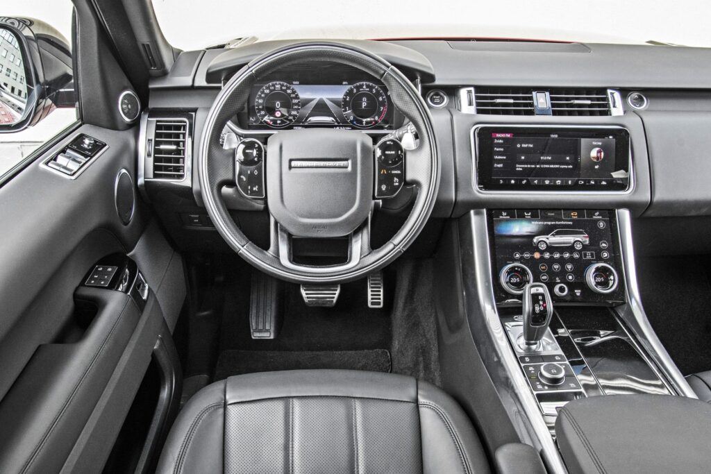 Range Rover Sport - deska rozdzielcza
