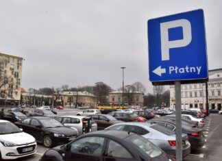 Strefy płatnego parkowania w Polsce (2022). Ile kosztuje parkowanie w największych miastach?