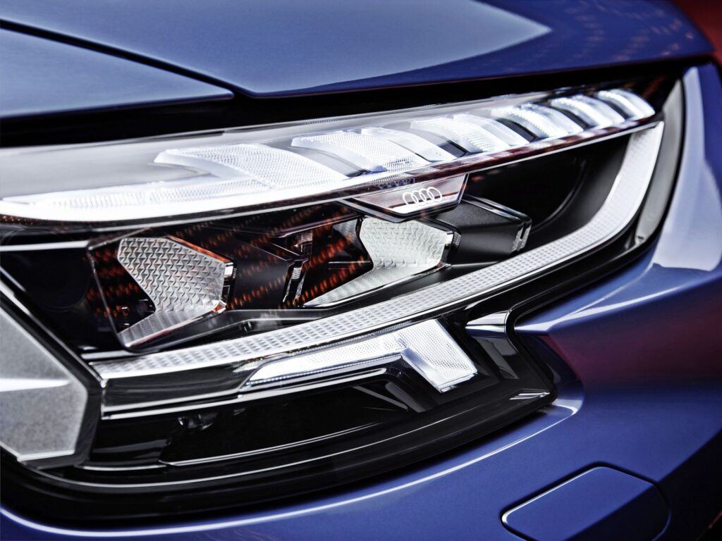 Audi A8 (2022) - reflektor