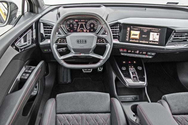 Audi Q4 e-tron - deska rozdzielcza