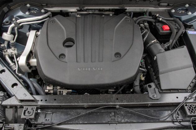Volvo XC60 B4 - silnik