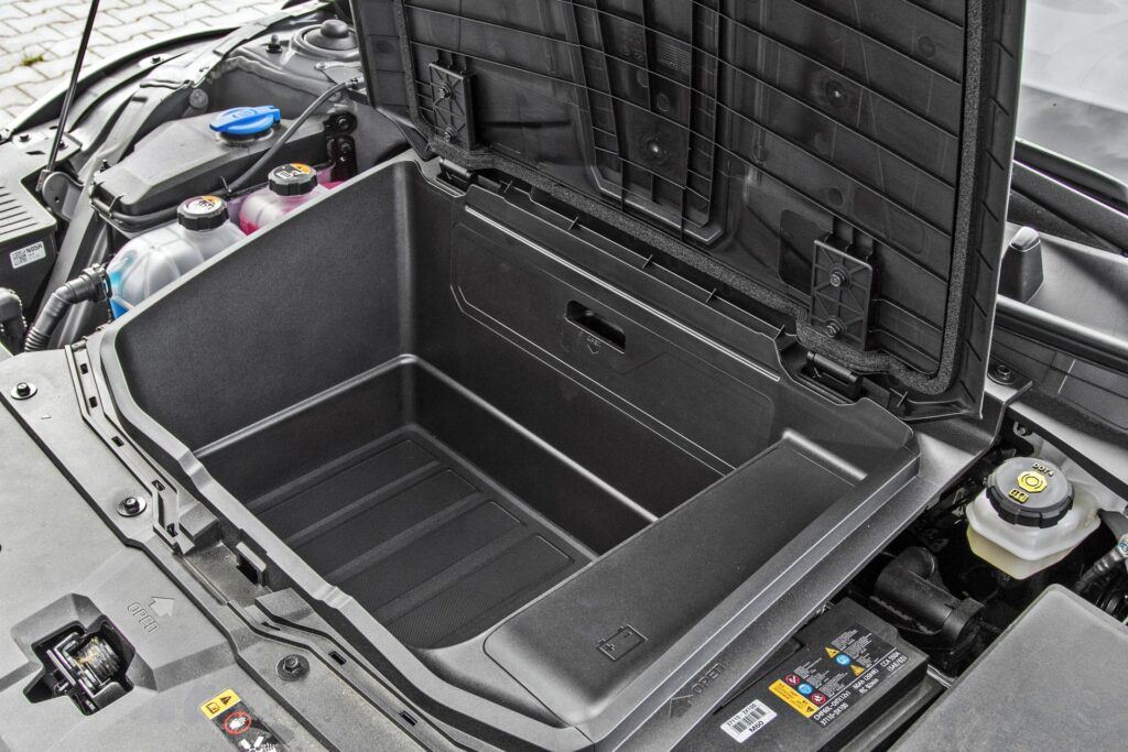 Hyundai Ioniq 5 - przedni bagażnik