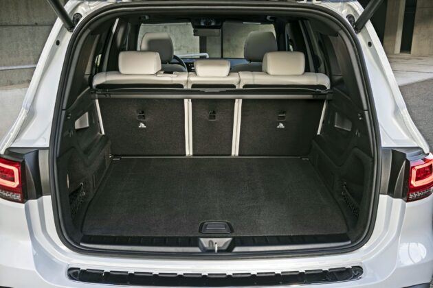 Mercedes EQB - bagażnik