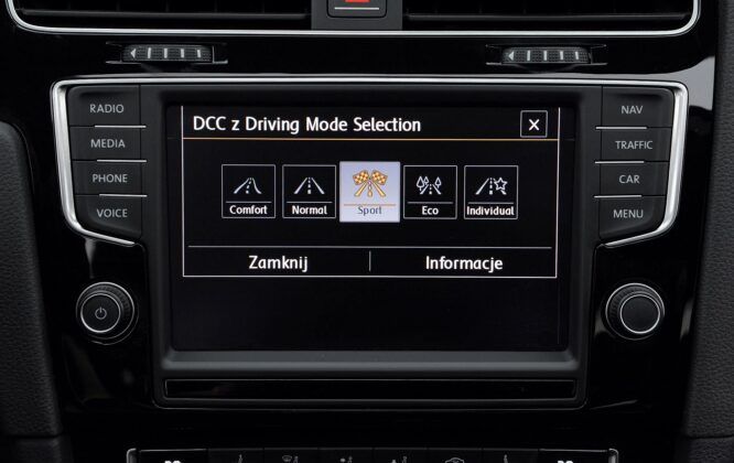 Volkswagen Golf VII ekran