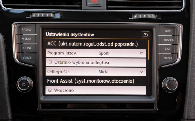 Volkswagen Golf VII ekran