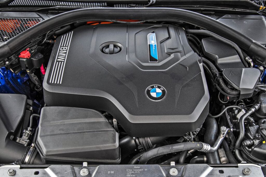 BMW serii 3 - silnik