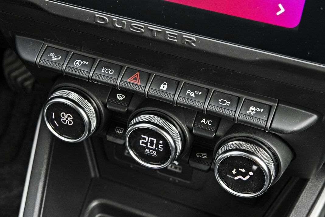 Dacia Duster FL - przełączniki
