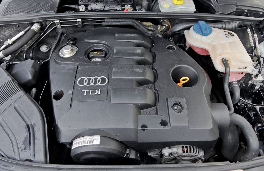 Audi A4 B6 silnik