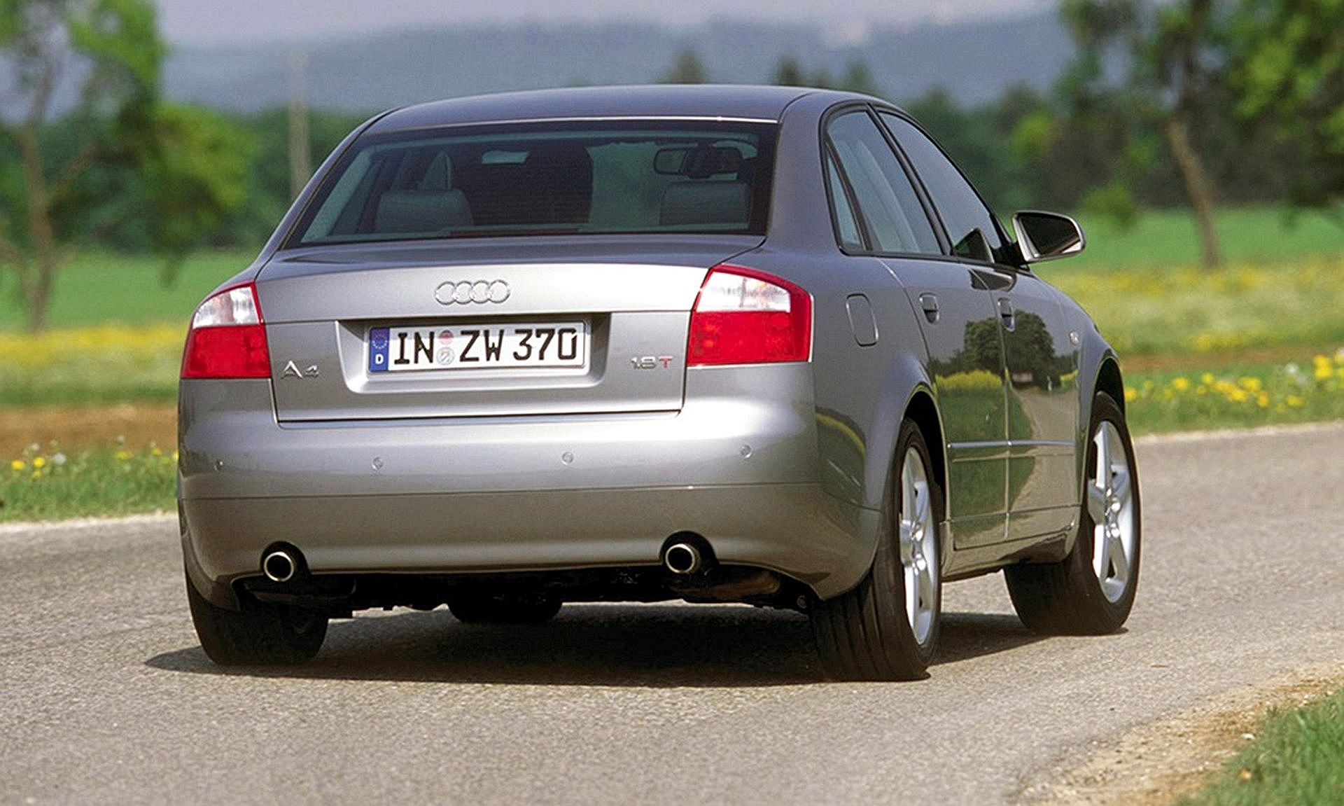 Автомобили audi a4. Audi a4 1.8 2000. Audi a4 b6 2004. Audi a4 b6 2002. Audi a4 1.8 2004.