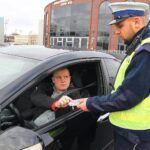 Prawo jazdy i dowód rejestracyjny: w tych sytuacjach lepiej miej je przy sobie!