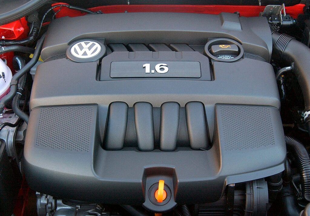 Volkswagen Golf V 1.6