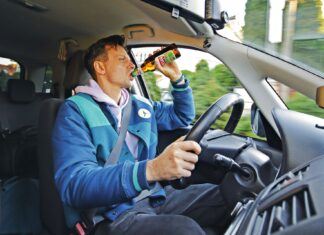 Czy można pić alkohol za kierownicą? Czasem to legalne!