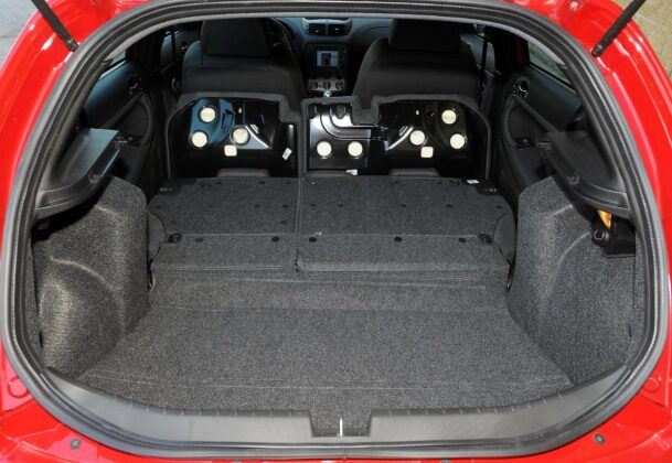 Alfa Romeo 147 - bagażnik