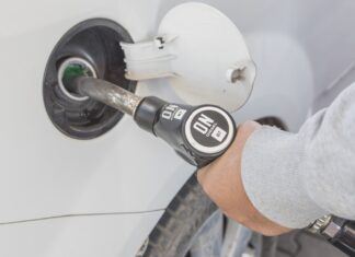Ceny paliw są rekordowe i pewnie... wzrosną! Dlaczego benzyna, diesel i LPG drożeją?