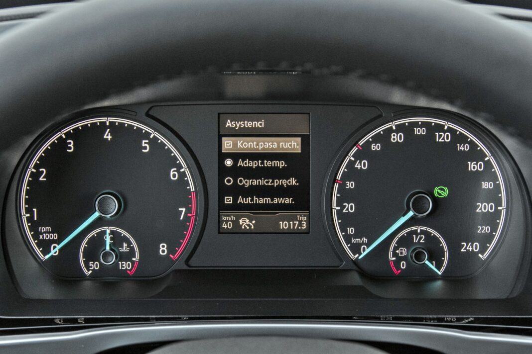 Ford Grand Tourneo Connect - zestaw wskaźników