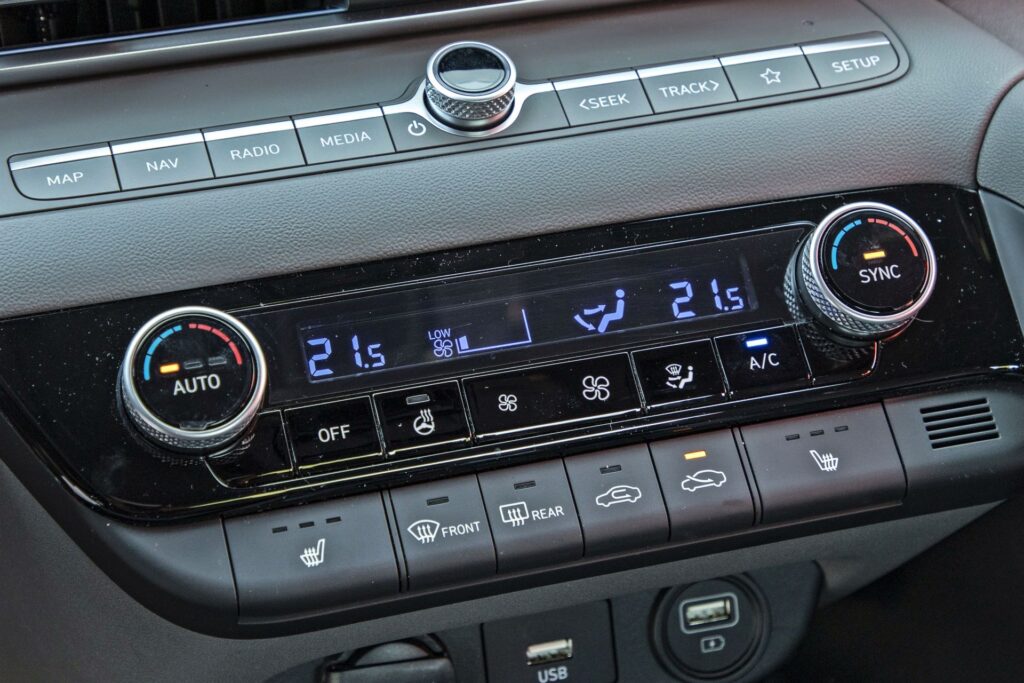 Hyundai Elantra - klimatyzacja