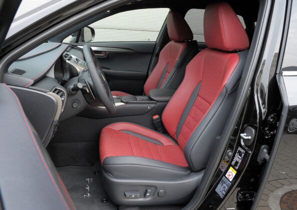 Lexus NX I - fotel kierowcy