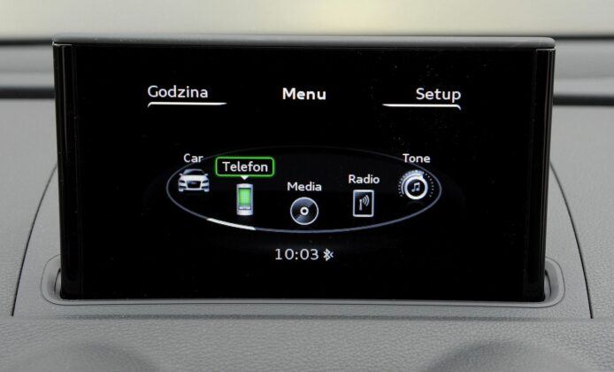Audi A3 8V - ekran