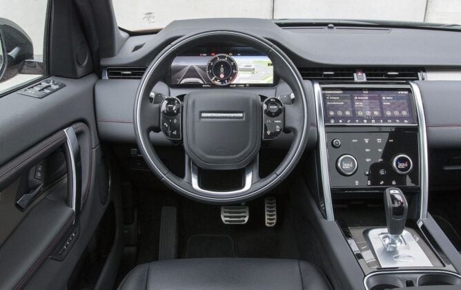 Land Rover Discovery Sport I - deska rozdzielcza