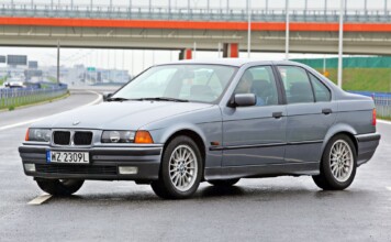 BMW serii 3 E36 - przód