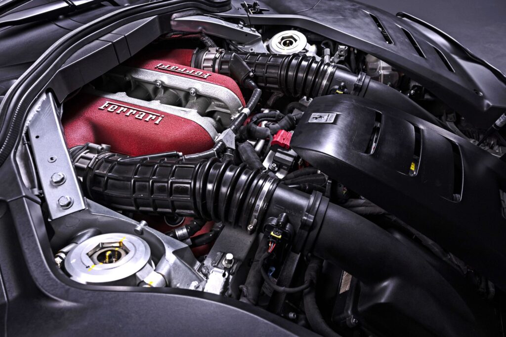 Ferrari Purosangue - silnik