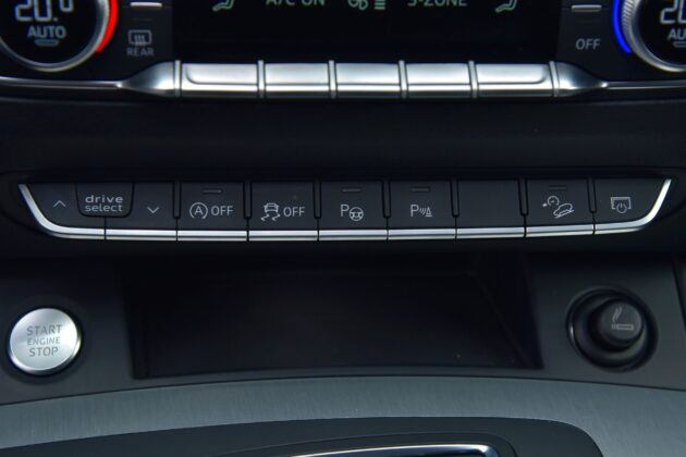 Audi Q5 II - przyciski