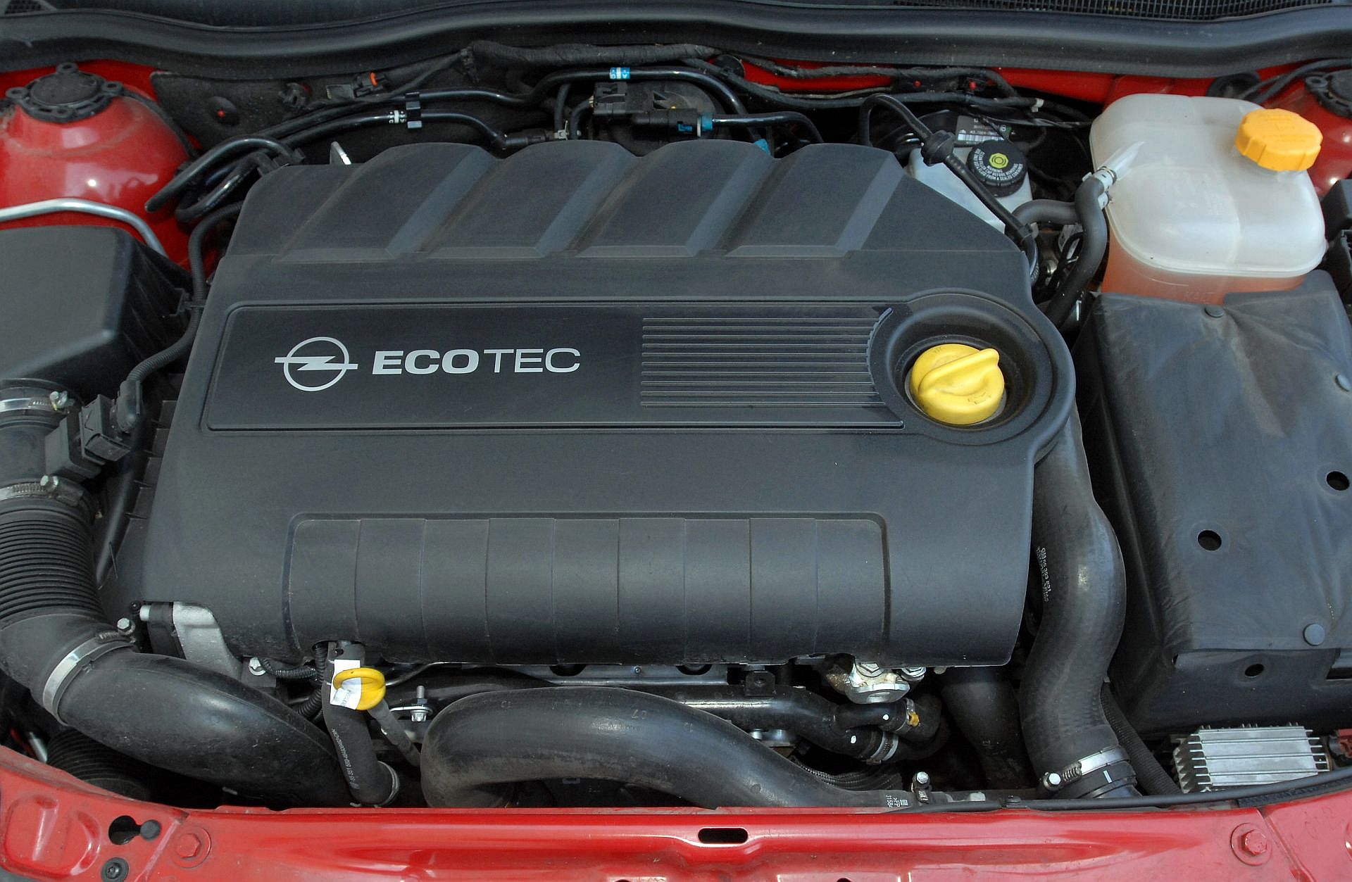 Opel Astra H GTC - silniki, dane, testy •