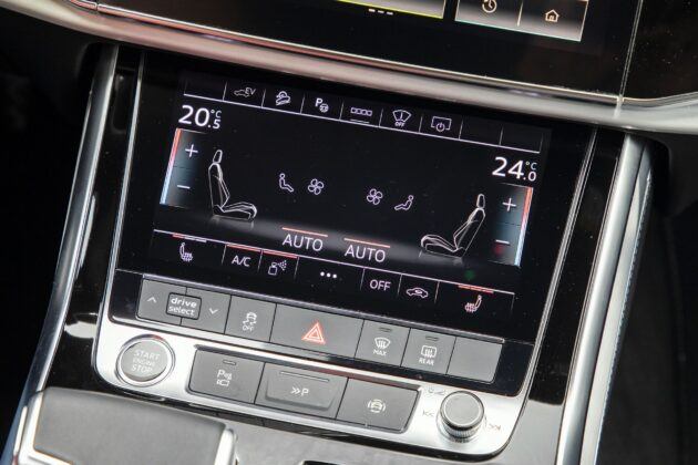 Audi Q7 II - ekran po liftingu