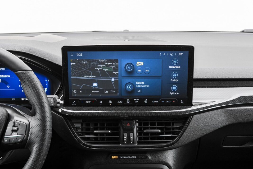 Ford Focus 1.0 EcoBoost Hybrid 2022 - test - system multimedialny