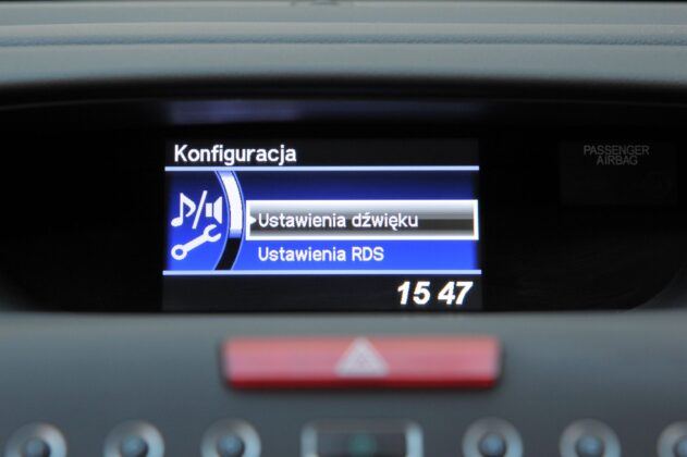 Honda CR-V IV - ekran