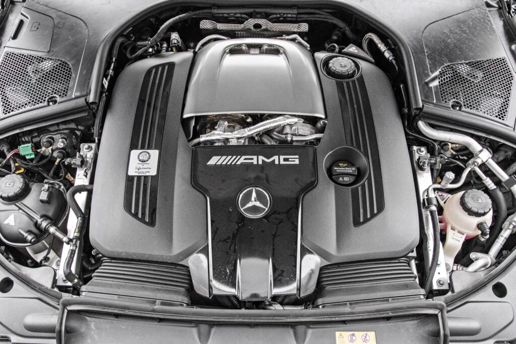 Mercedes klasy S - silnik