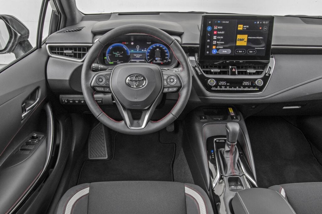 Toyota Corolla - deska rozdzielcza