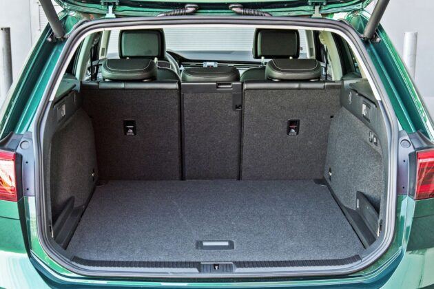 VW Passat Alltrack - bagażnik