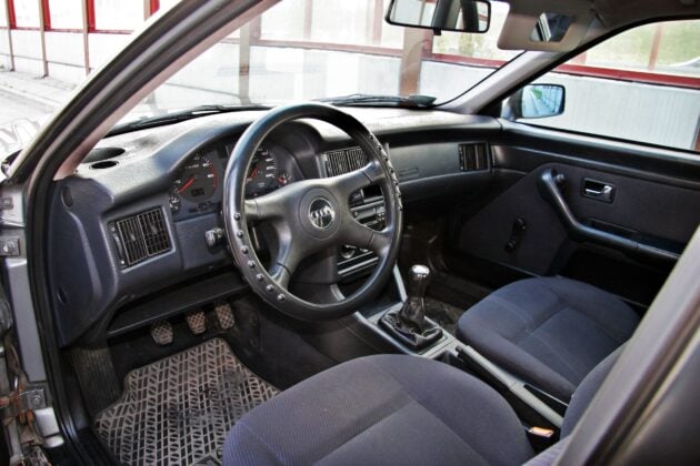 Audi 80 B4 - wnętrze