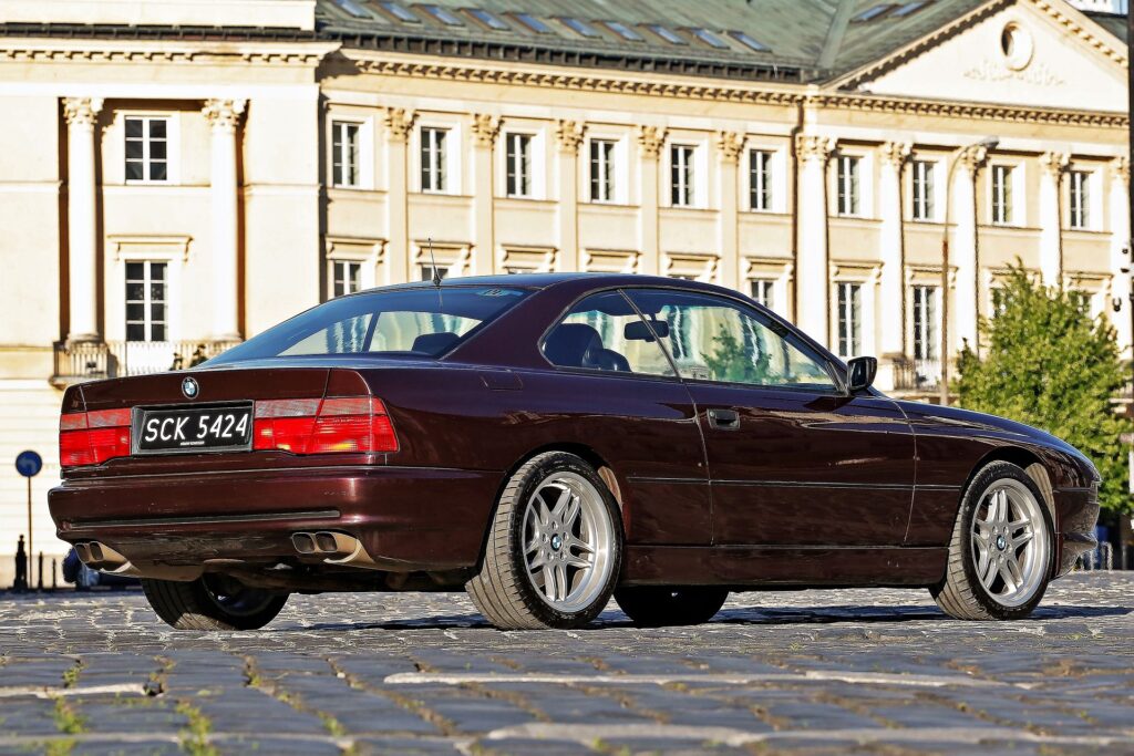 BMW serii 8 E31 - tył